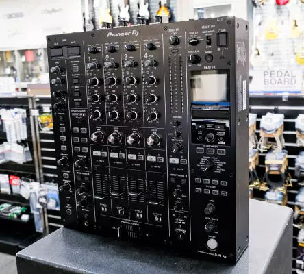 Pioneer DJ - DJM-A9 2
